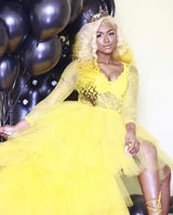SHE's Blonde